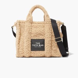 Marc Jacobs The Tote Bag Teddy Sherpa medium size